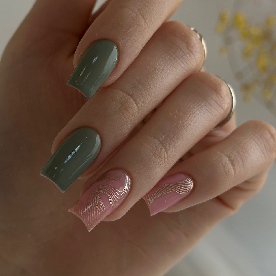 Комплекс MINI (маникюр+покрытие+дизайн 2 ногтей - слайдер, фольга, стемпинг)