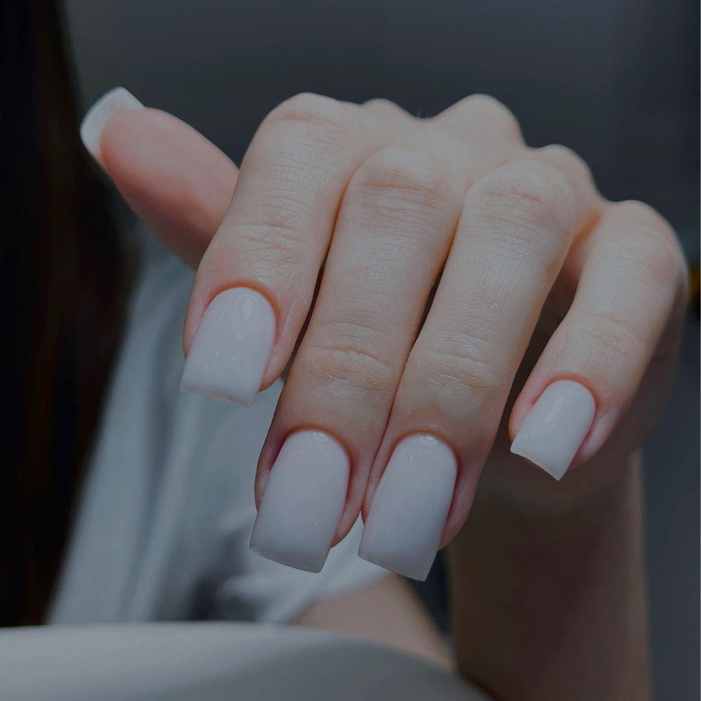 Наращивание ногтей  длина 1-3