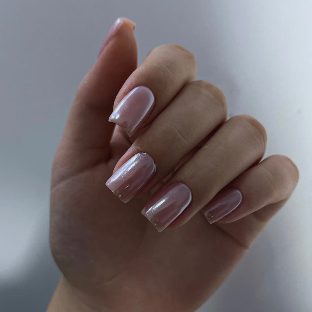 Маникюр с укреплением