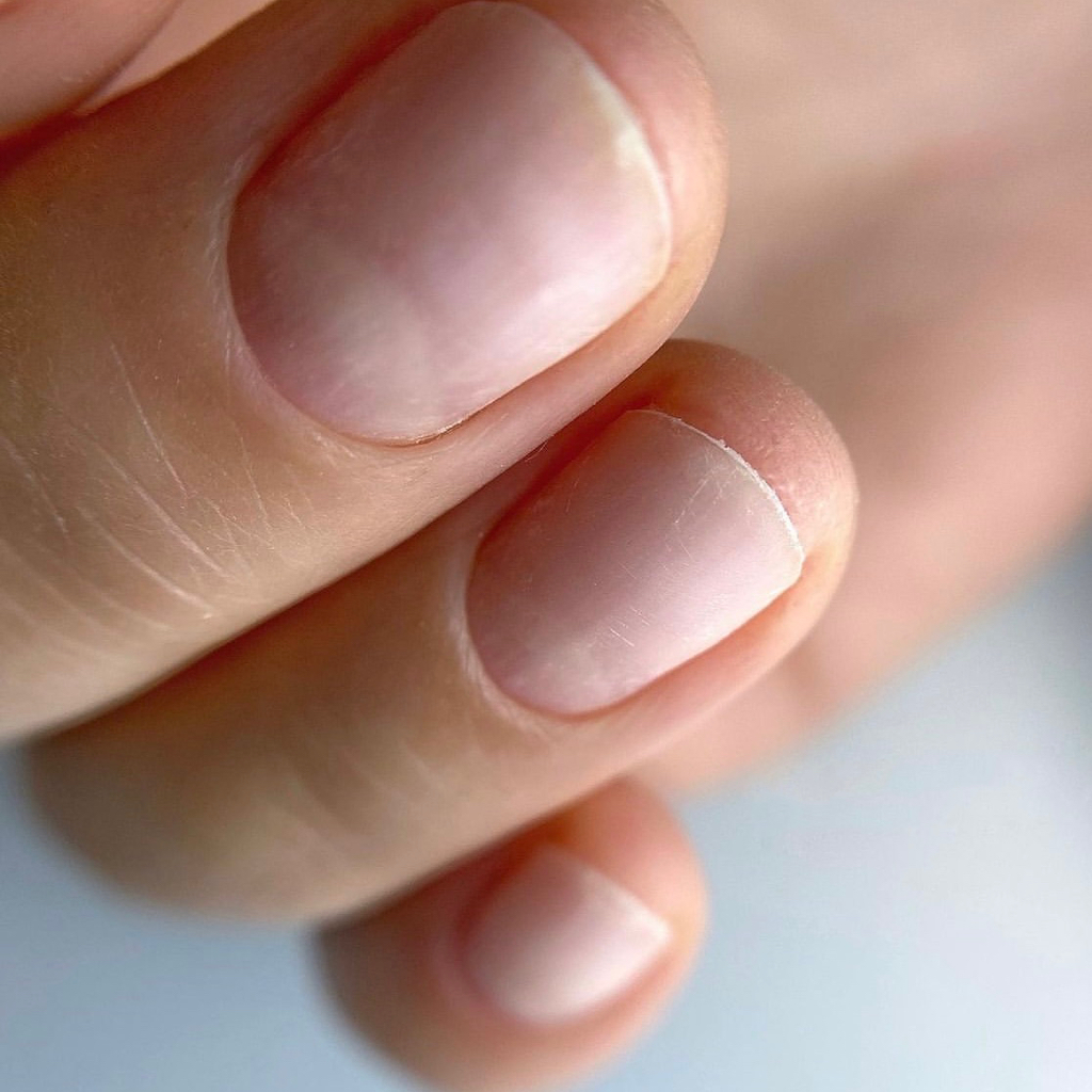 Маникюр комбинированный