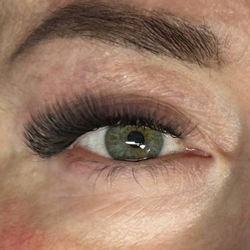 Наращивание ресниц (3д)