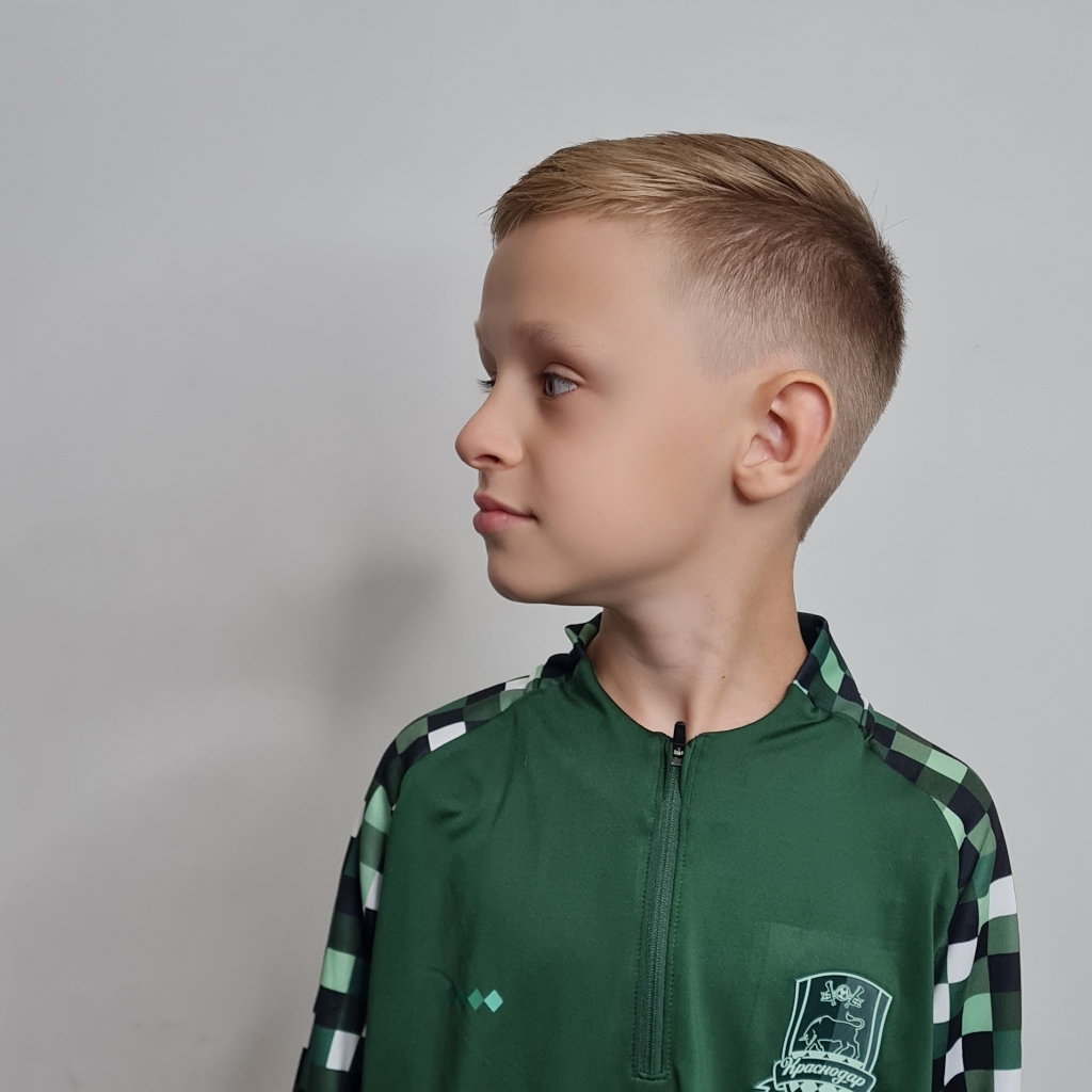 Стрижка детская мальчики  до 7 лет