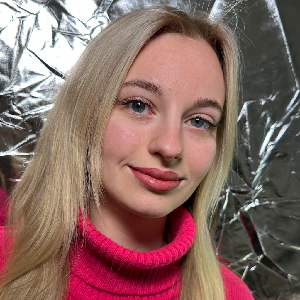 Перманентный макияж губ