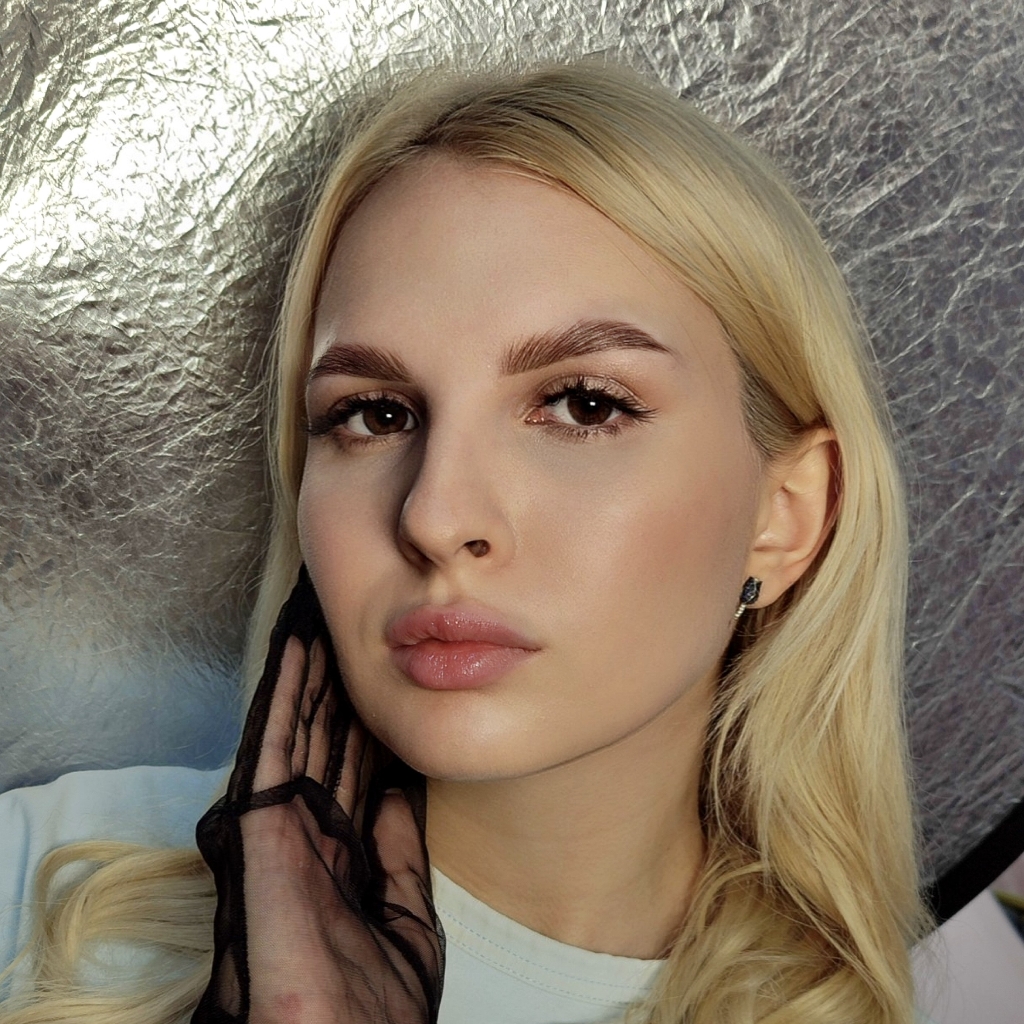 Долговременная укладка,окрашивание,коррекция бровей