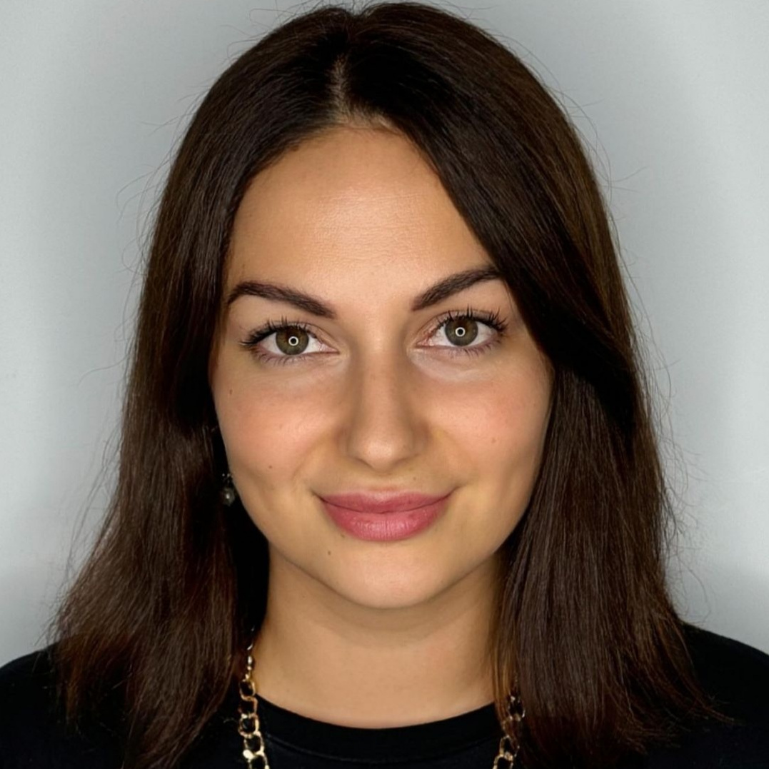 Александра Спивакова