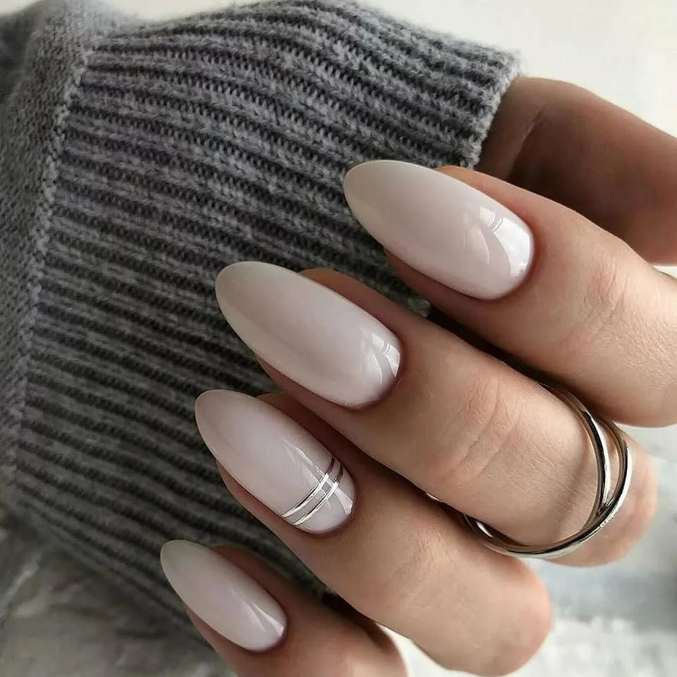 Маникюр + покрытие гель-лаком (однотонное)