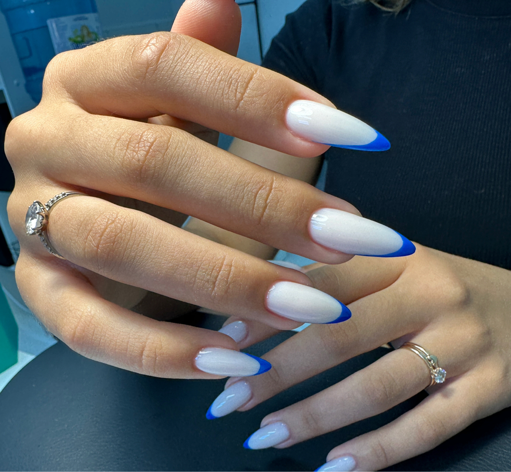 Наращивание сломанных ногтей/восстановление архитектуры ногтя полигелем