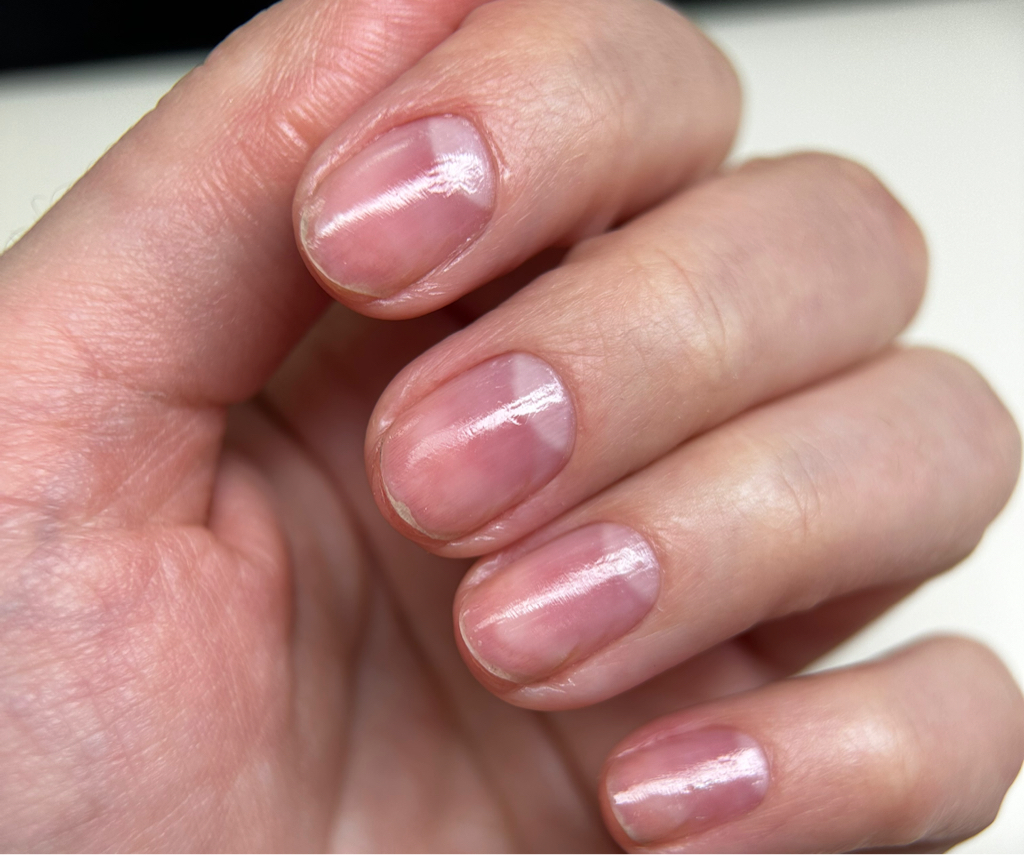 Маникюр без покрытия