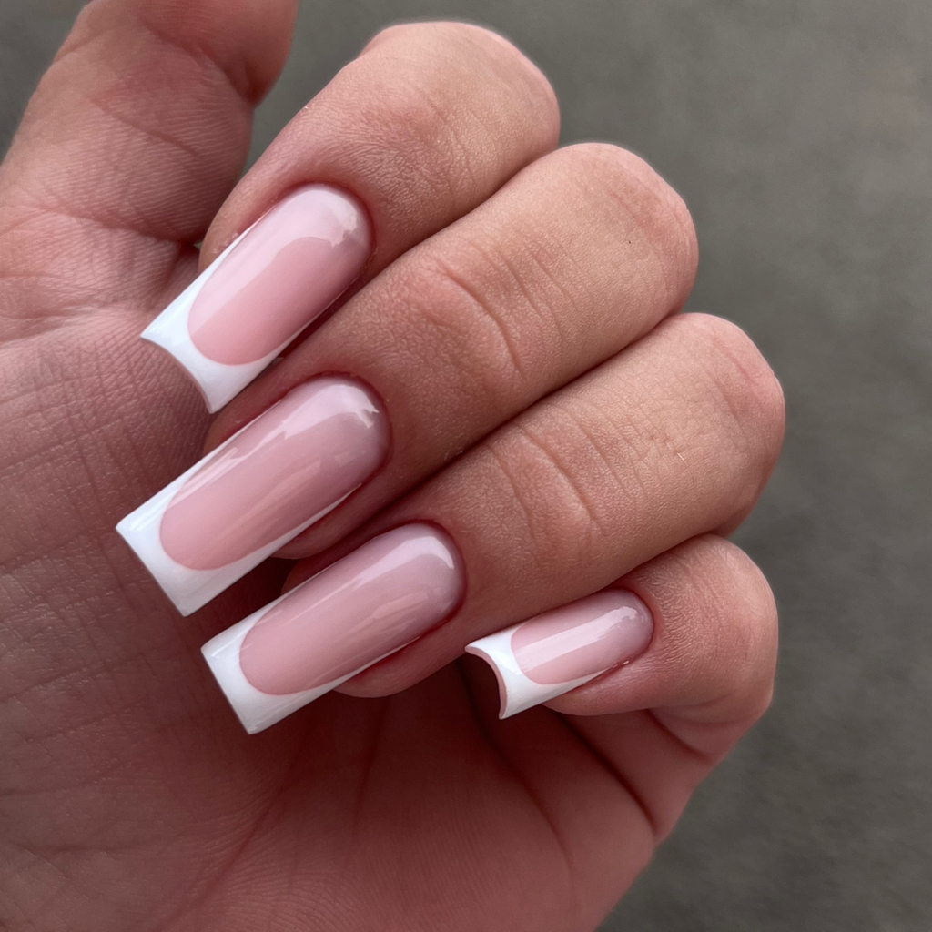 Наращивание + покрытие
  Все включено  
 (снятие, маникюр, покрытие, наращивание ногтей, любой дизайн, стерильные инструменты, массаж ручек)