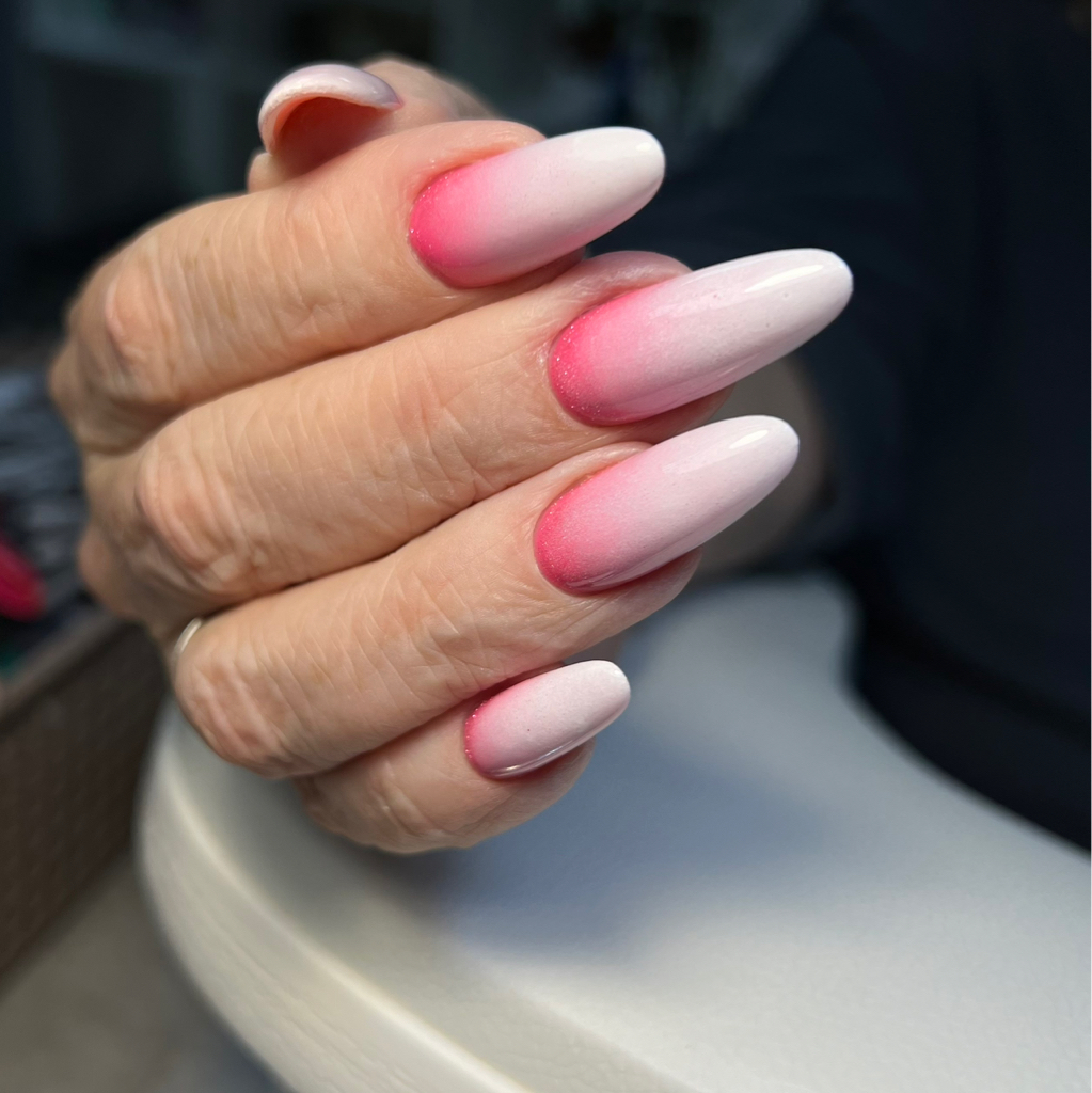 Наращивание ногтей