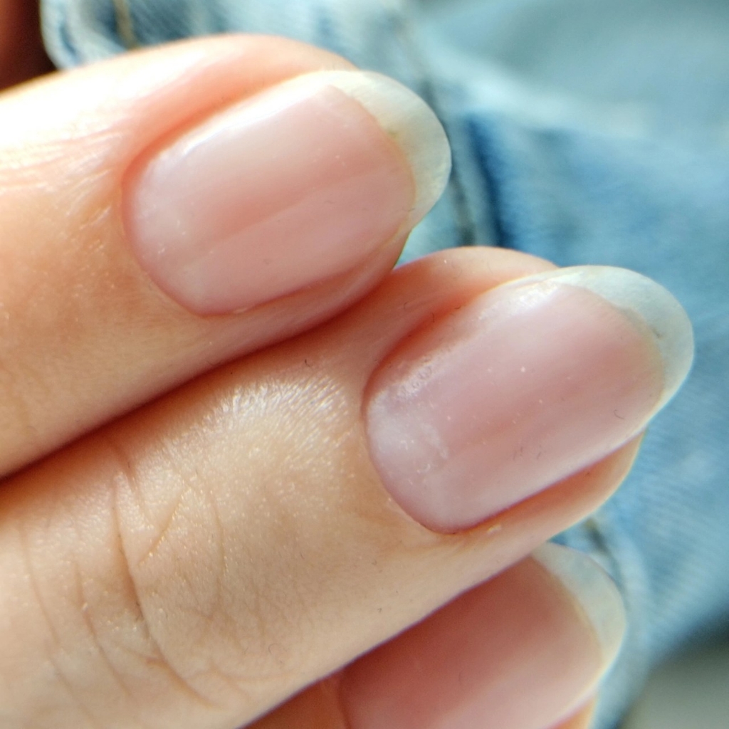 Маникюр без покрытия