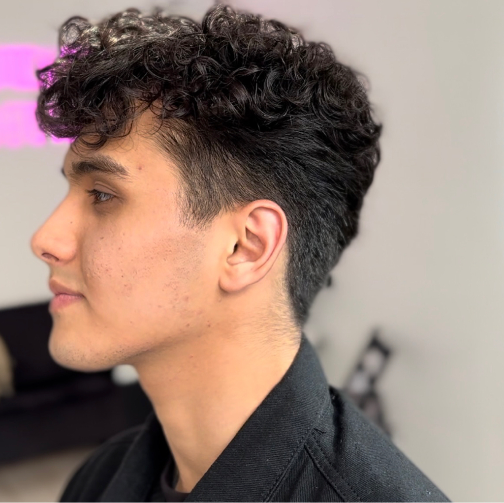 Мужская биозавивка