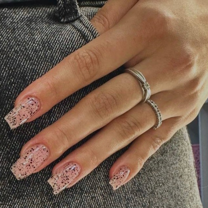 Аппаратный маникюр с покрытием гель-лак с укреплением гелем