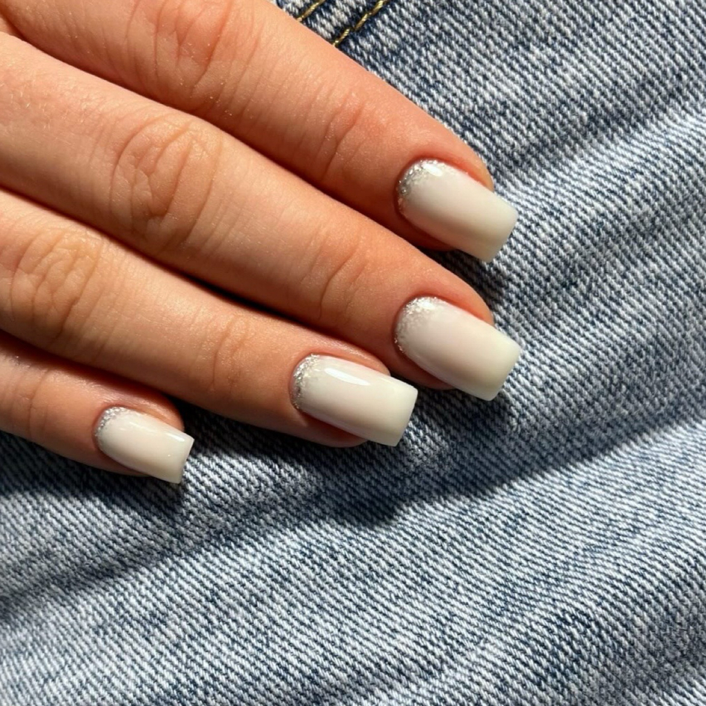 Комплекс: наращивание ногтей + педикюр с покрытием