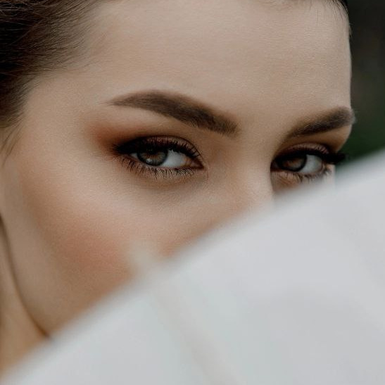 Коррекция бровей+ окрашивание бровей