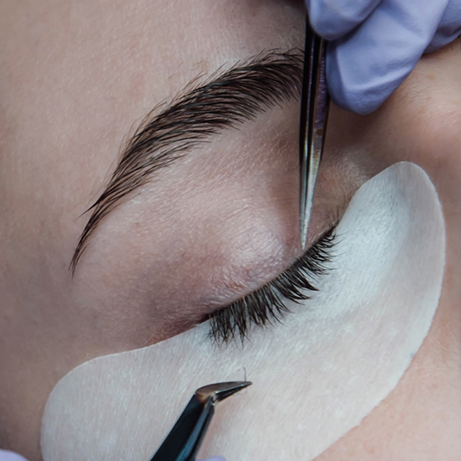 Снятие ресниц