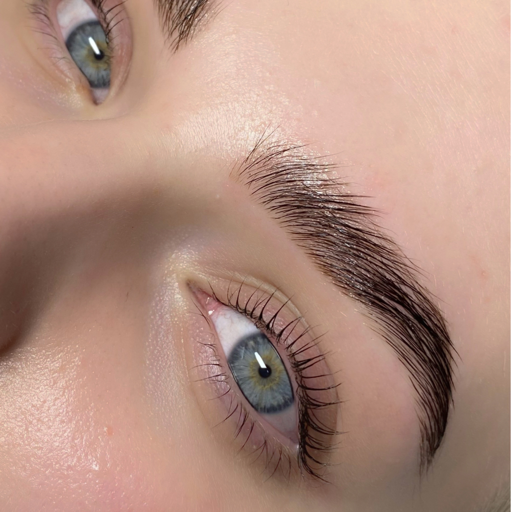 Ламинирование Ресниц +Ламинирование Бровей+ окрашивание ресниц и бровей