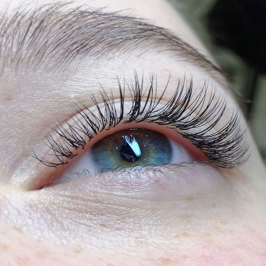 Наращивание ресниц 1D