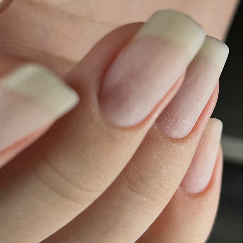 Гигиенический маникюр без покрытия