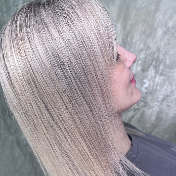 Сложное окрашивание ниже лопаток