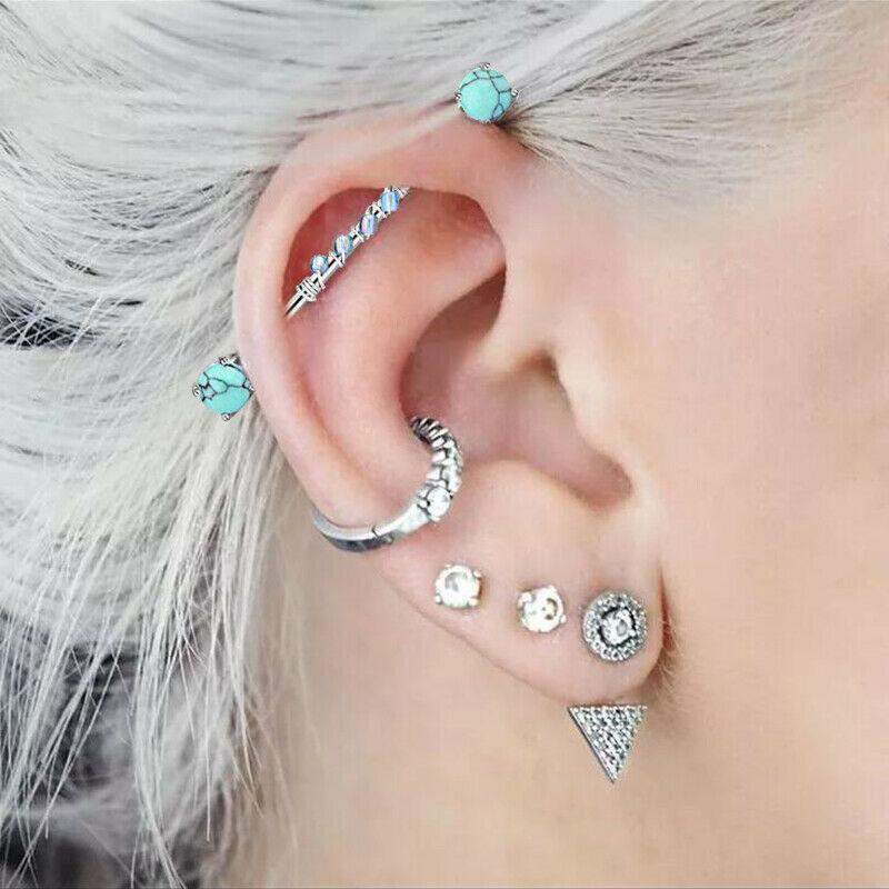 ПИРСИНГ - прокол ушей пистолетом
(серьги-иглы стерильные включены
+набор по уходу