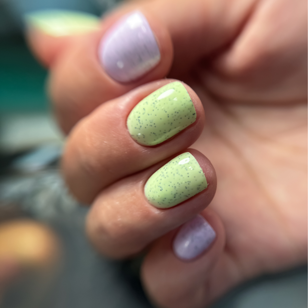 Маникюр+покрытие (Короткая/Средняя длина)