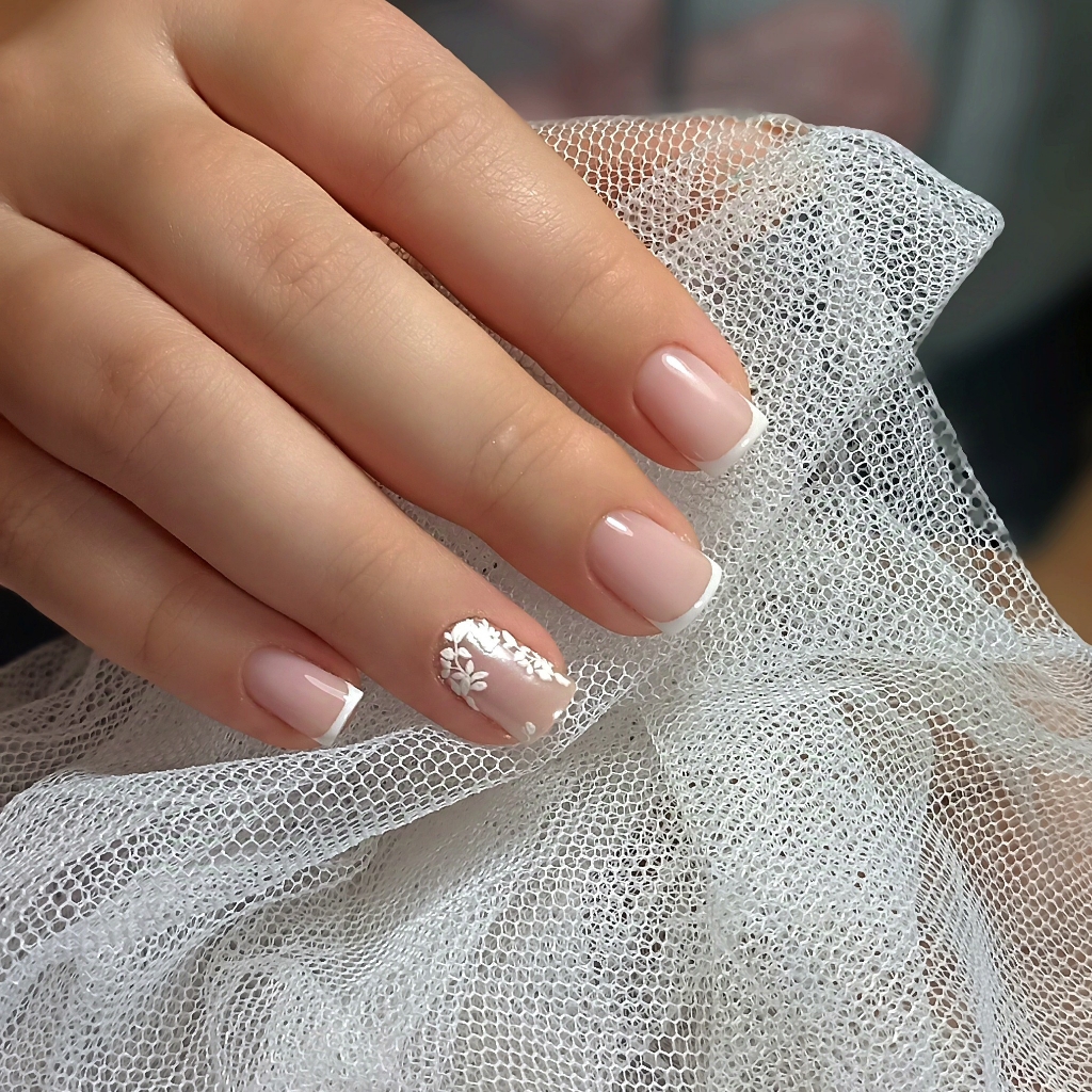 Маникюр  с укреплением +Френч