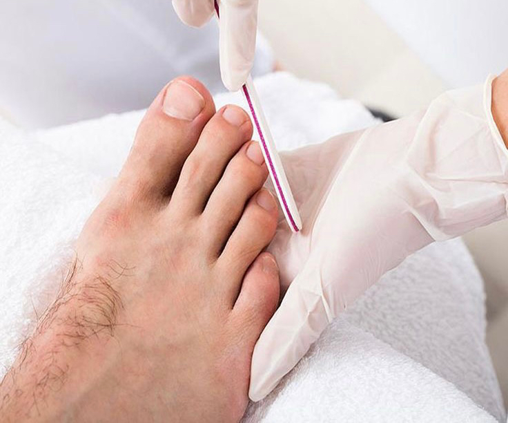 Обработка длины и формы ногтей