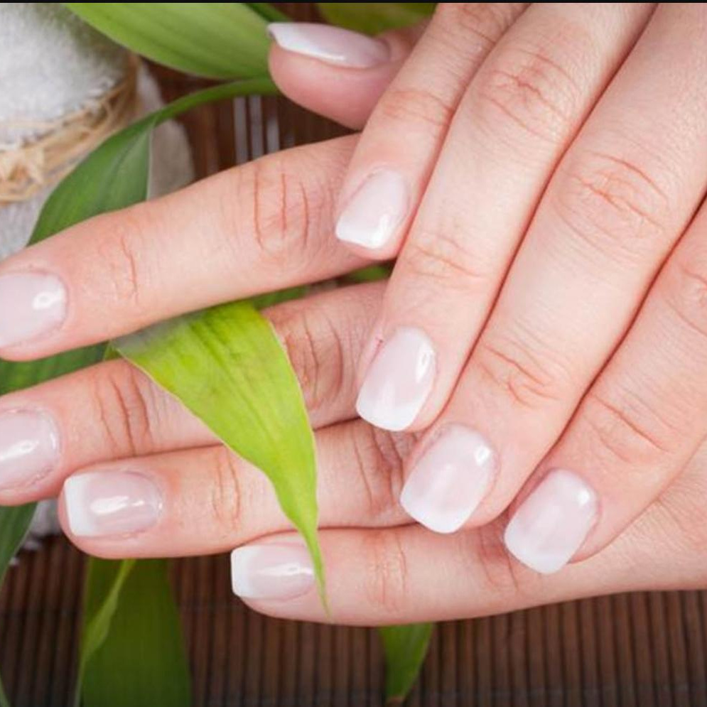 Маникюр с эко глянцеванием