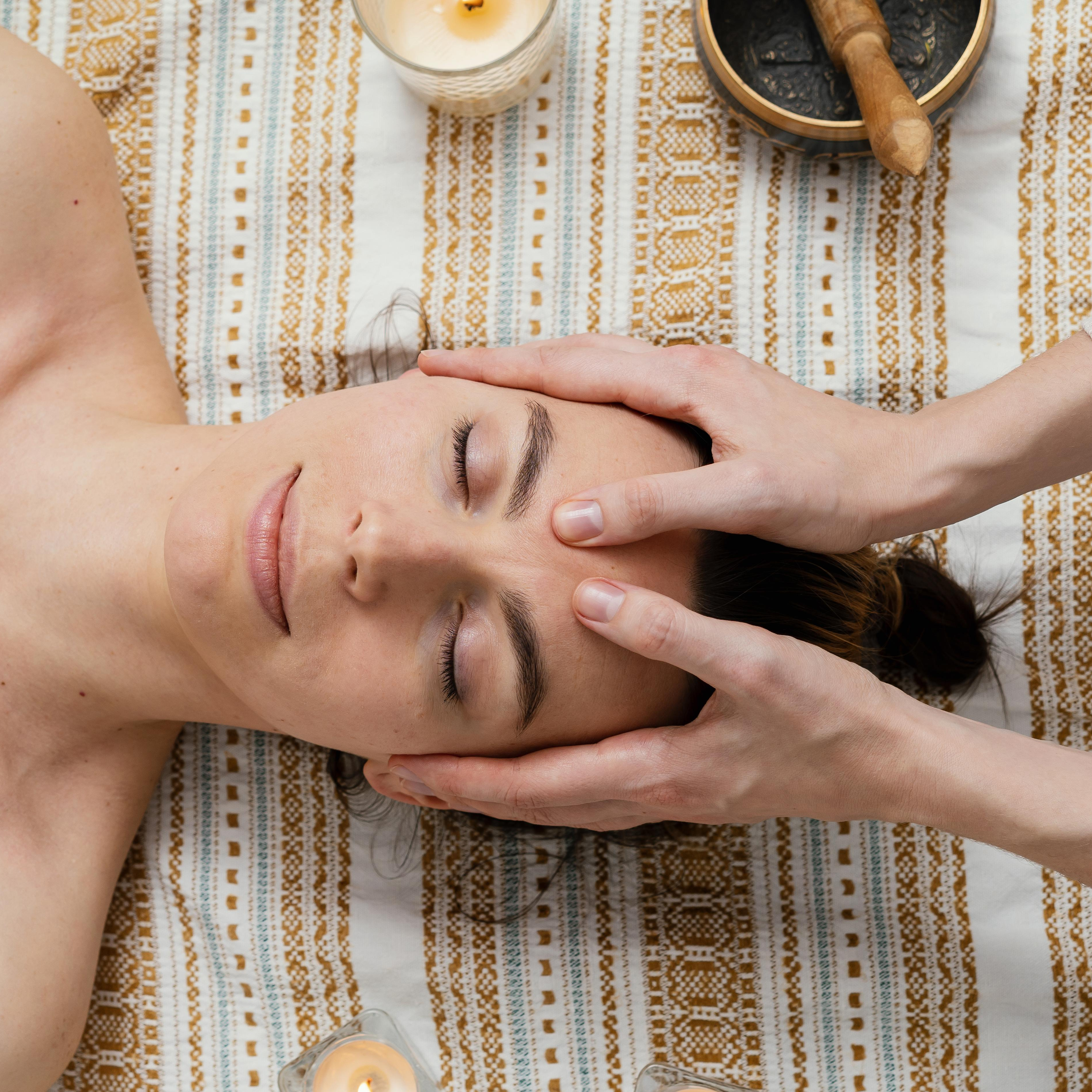 Массаж головы и лица 30 мин