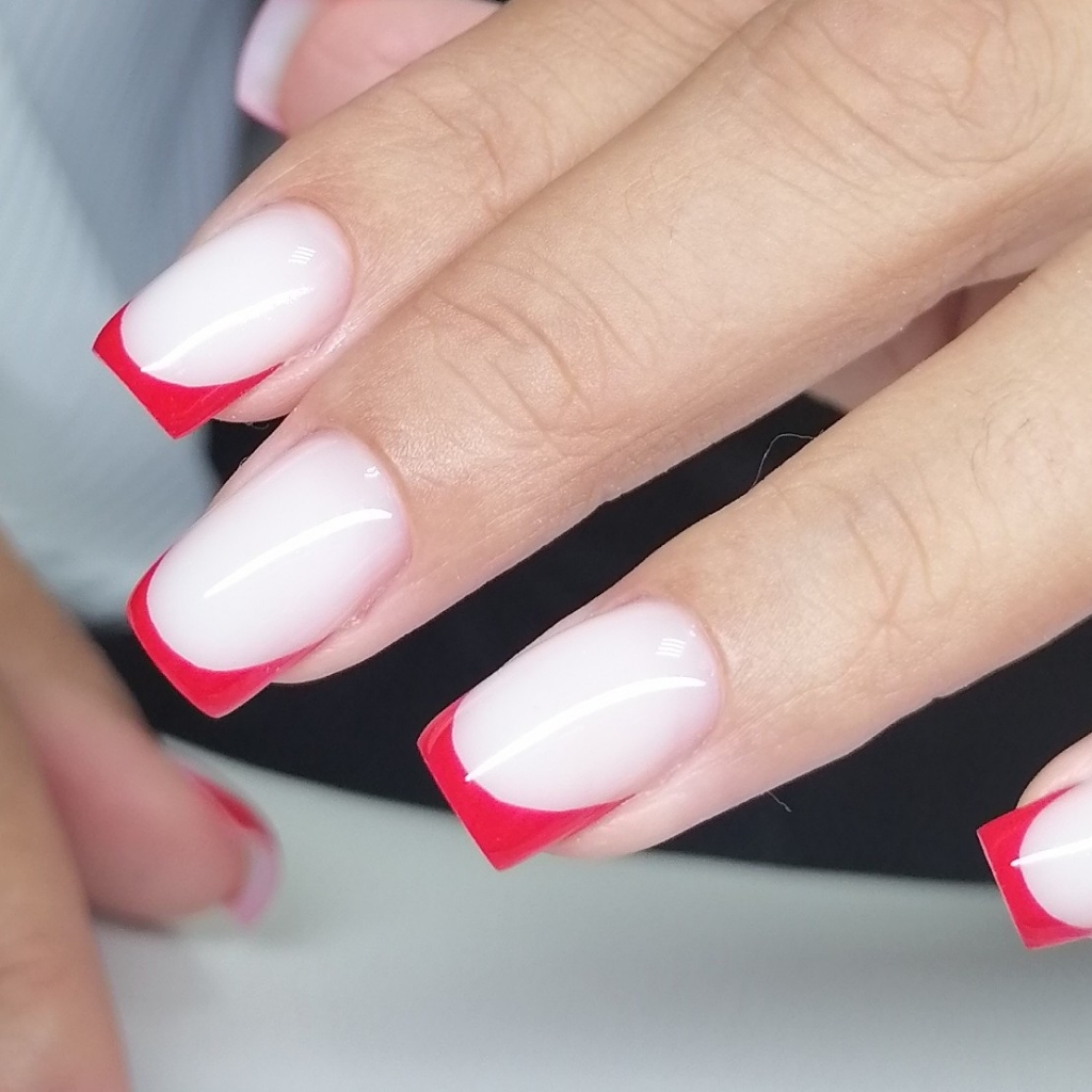 Маникюр Френч