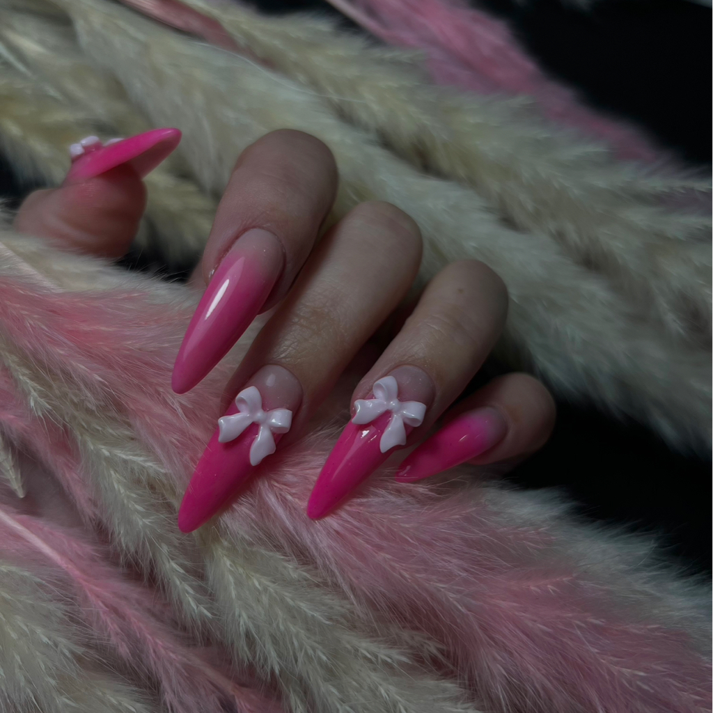 Наращивание ногтей