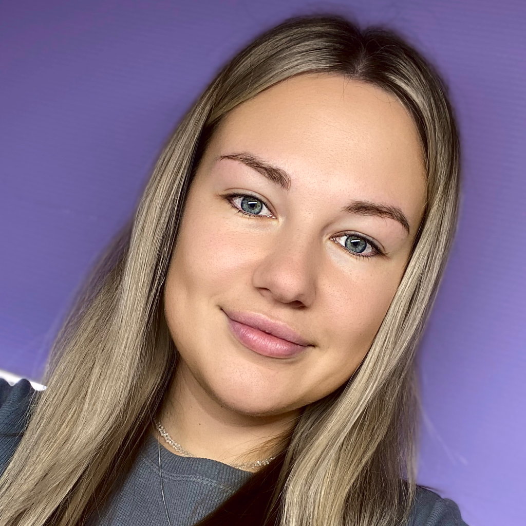 Александра