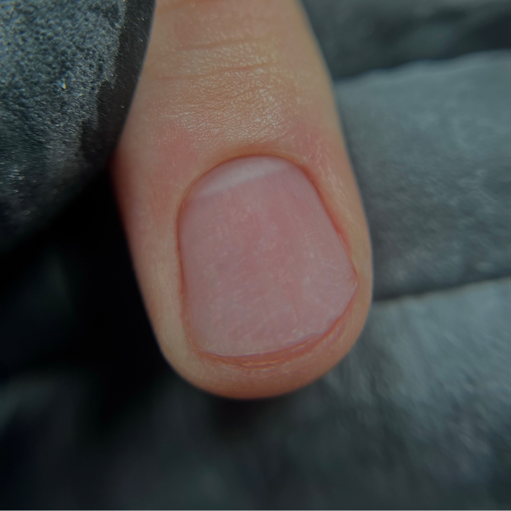 Маникюр без покрытия