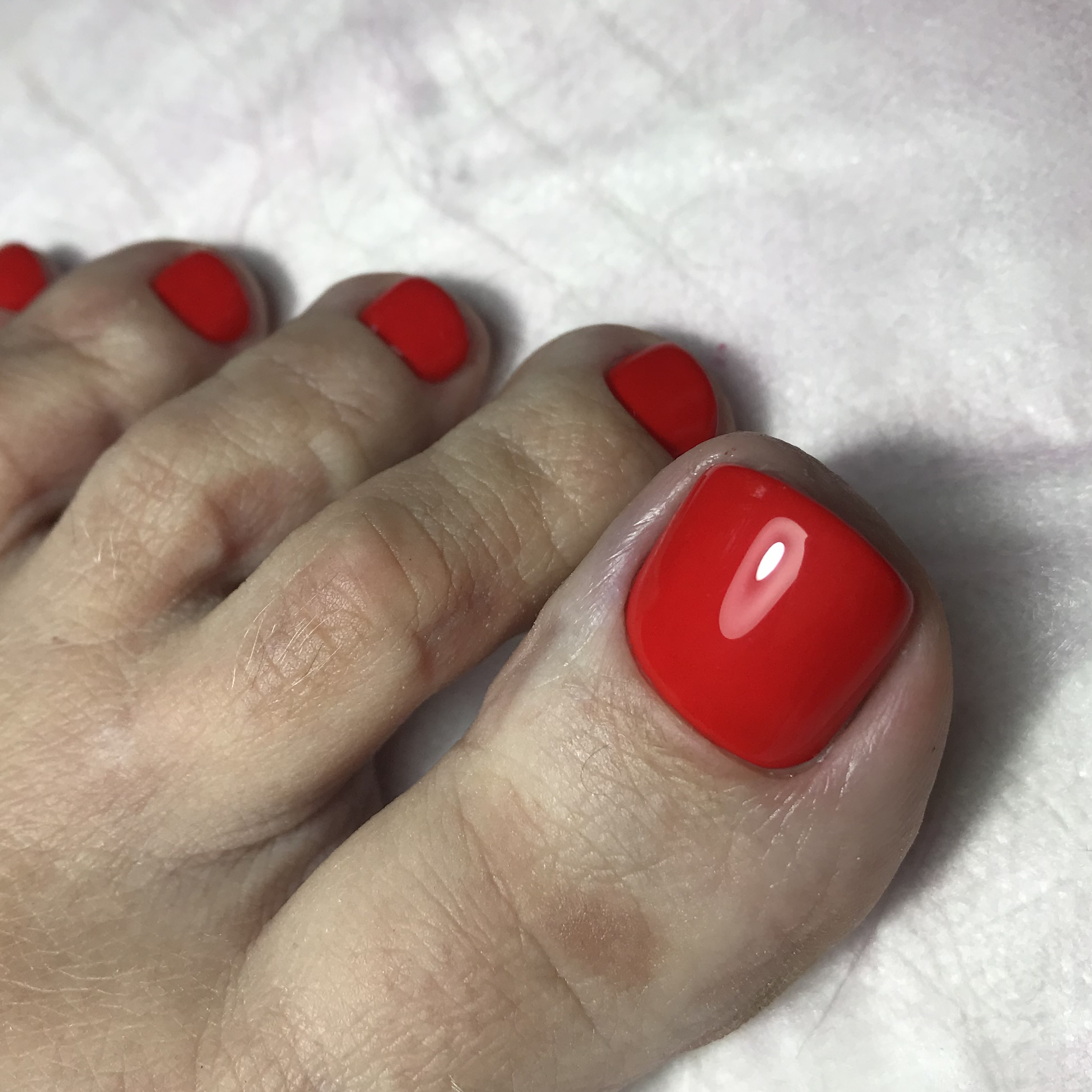 Аппаратный педикюр + покрытие гель-лак