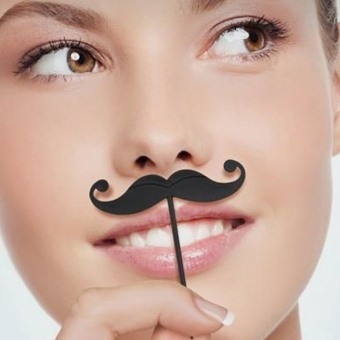 Восковая депиляция зона верхней губы