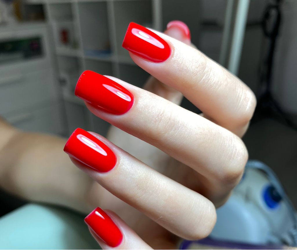 Маникюр + укрепление гелем + покрытие гель-лаком