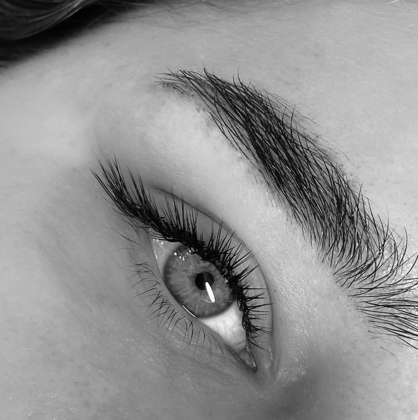 Наращивание ресниц 2D