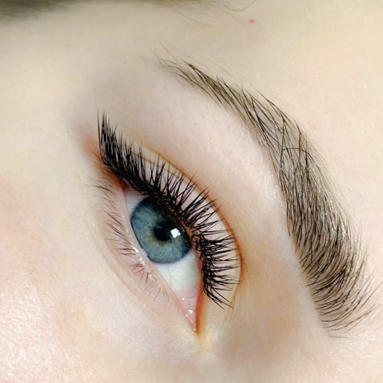 Наращивание ресниц  3D