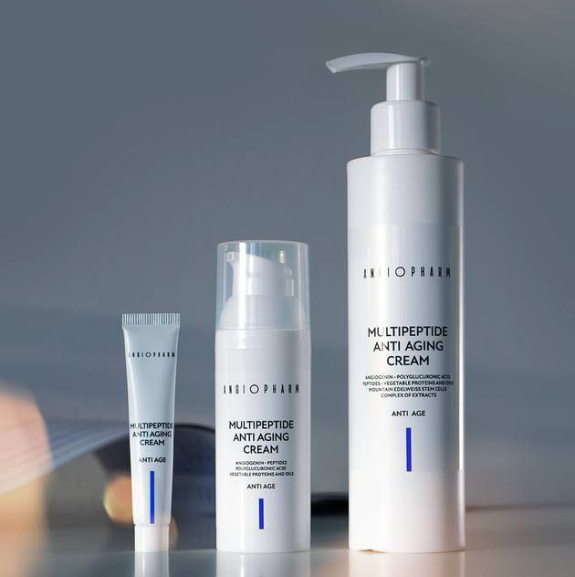 Комбинированная чистка лица на косметике премиум класса Angiopharm