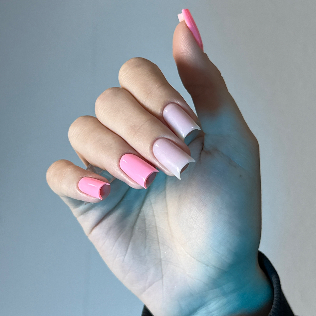 Маникюр комбинированный + укрепление + однотонное покрытие