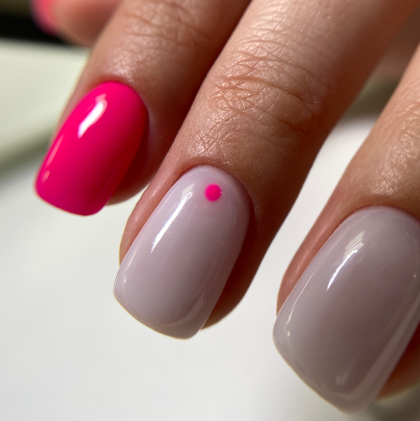 Дизайн ногтей(стемпинг , точки , наклейки)