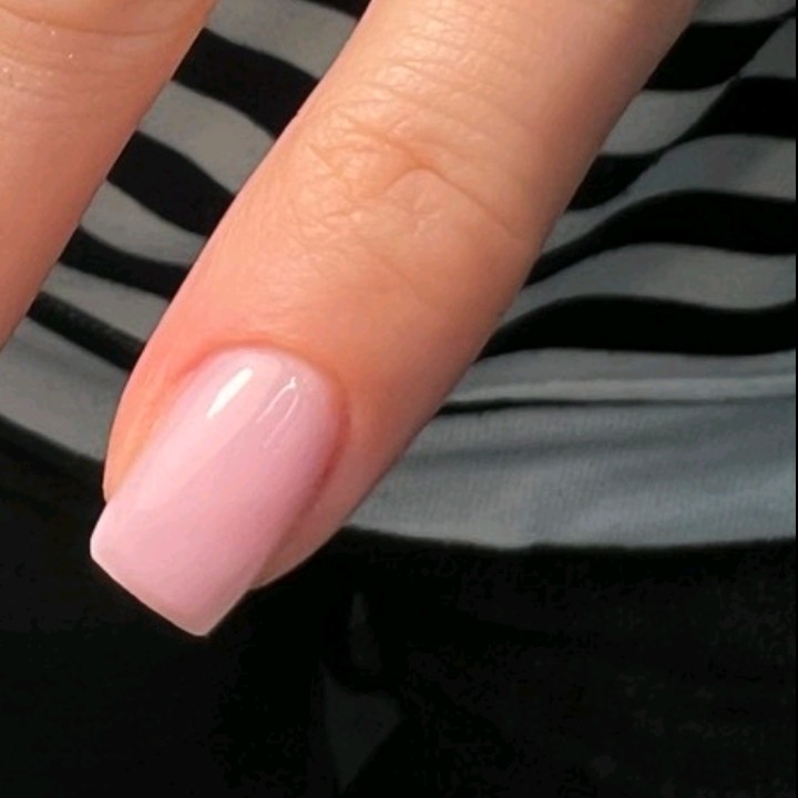 Маникюр с укреплением, покрытием