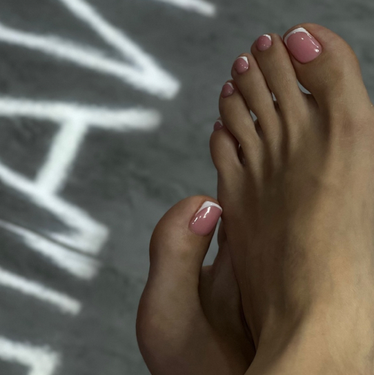 Педикюр с покрытием