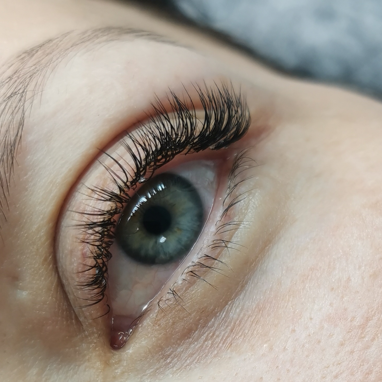 Наращивание ресниц классика