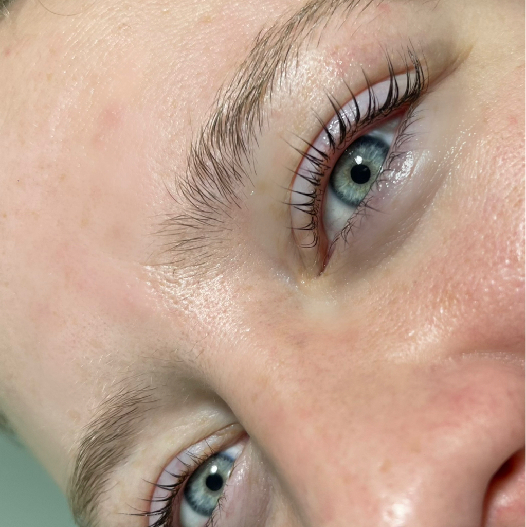 Ламинирование ресниц