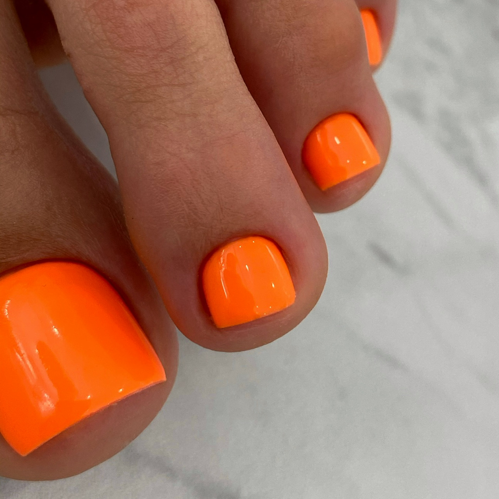 Педикюр полный + однотонное покрытие гель-лаком