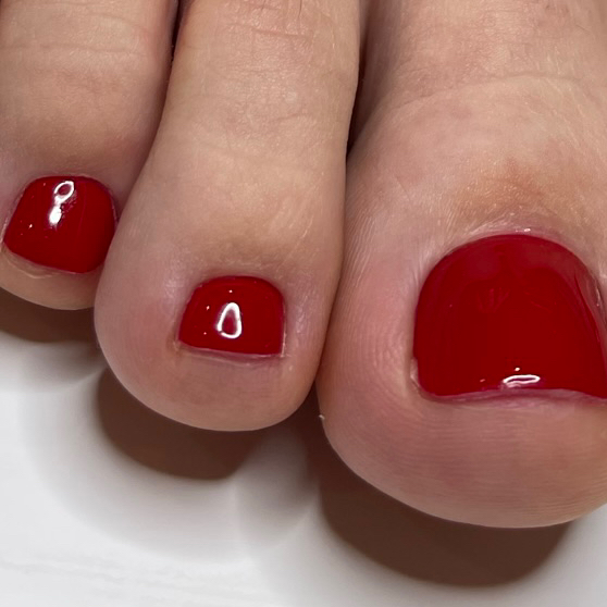 Педикюр (только пальчики) + однотонное покрытие гель-лаком