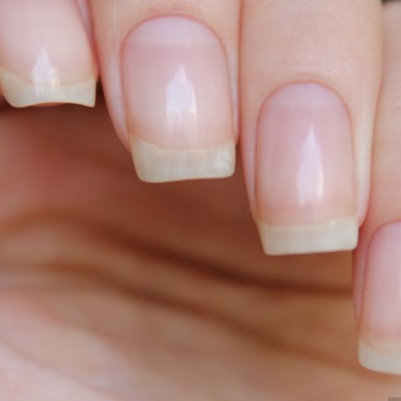 Полировка ногтей