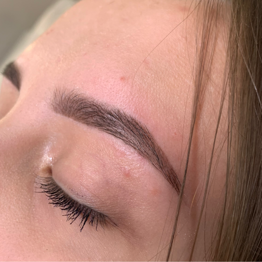 Окрашивание и архитектура бровей